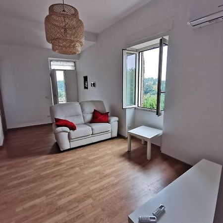Nepi - Intero Alloggio Nel Centro Storico Buitenkant foto
